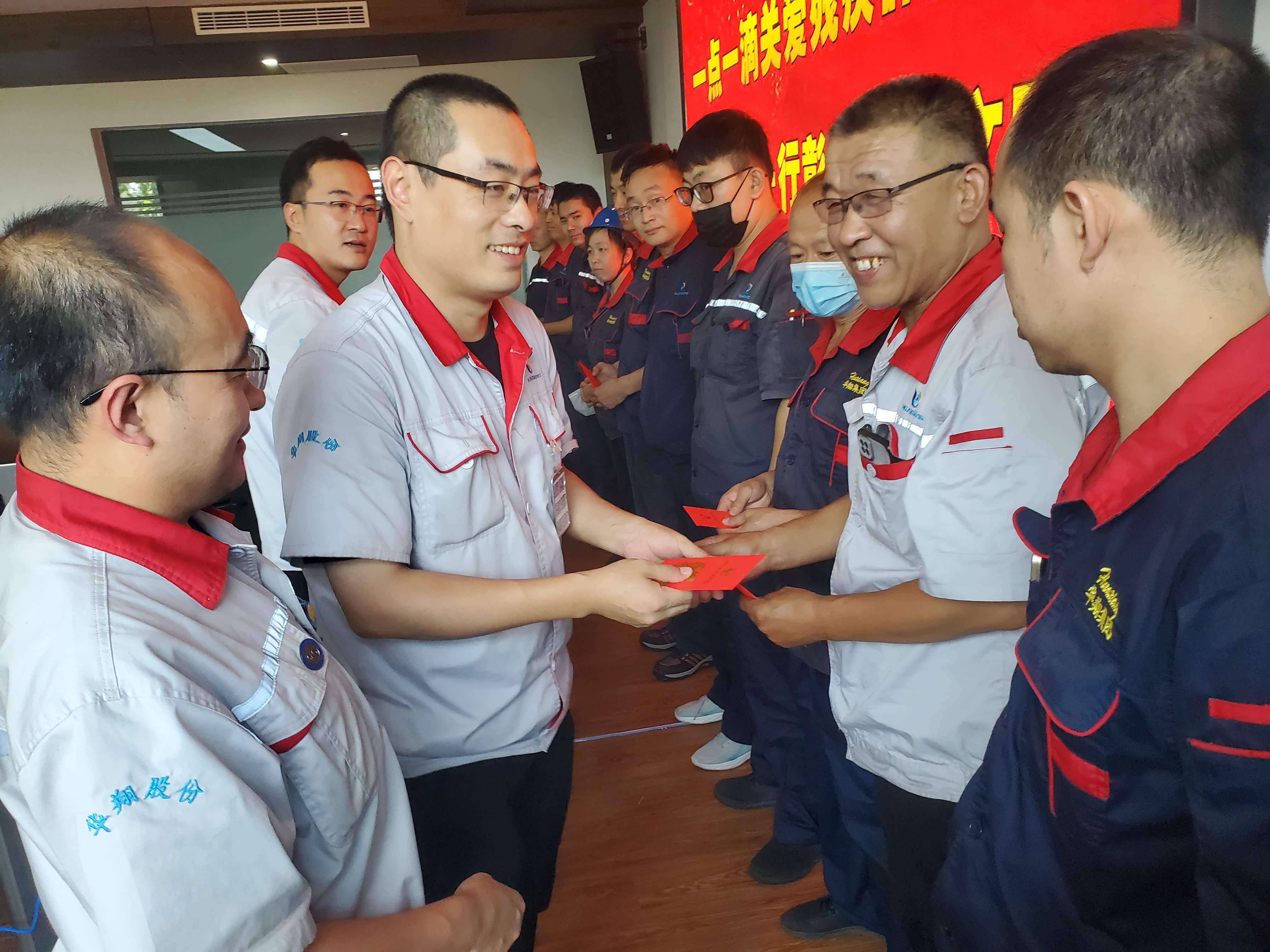 “扶残助残有你有我”，华翔很暖心！